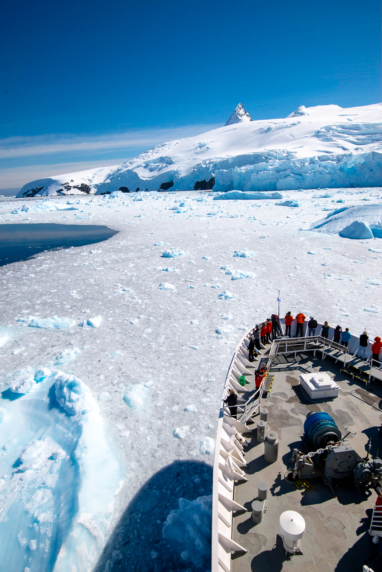 Ship Tour of Cierva Cove